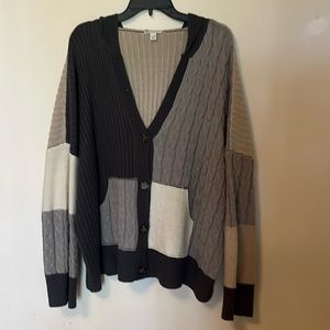 Neutral colors button up sweater with hood and pockets(for looks)!